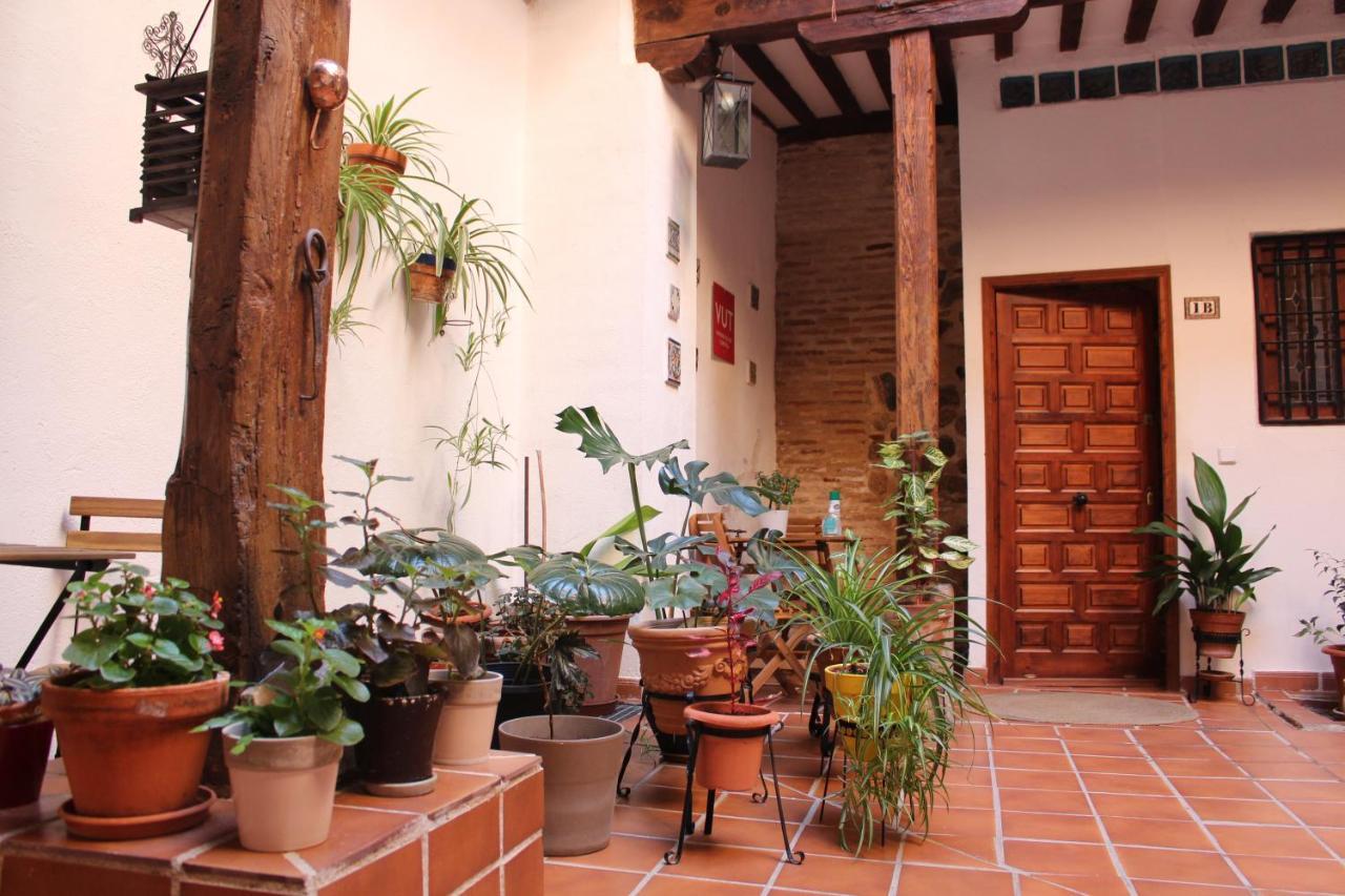 La Casa Toledana Estudio - Patio Y Artesonado Appartement Toledo Buitenkant foto